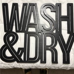 Black 'Wash & Dry' Wall Sign